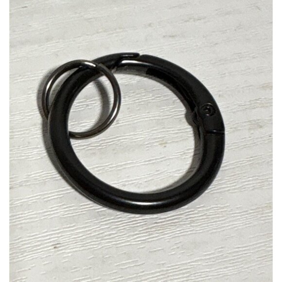 NBA Team Logo AirPods Pro Case Cover With Cleaning Tool & Key Ring NEW - Picture 6 of 8